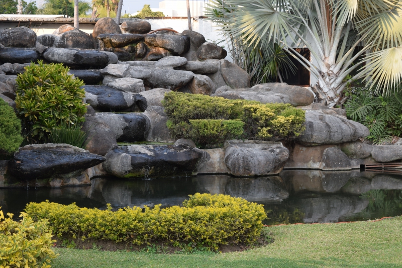 paysagiste-LA BASTIDE-min_garden-green-rock-natural-landscape-wall-grass-1613997-pxhere.com